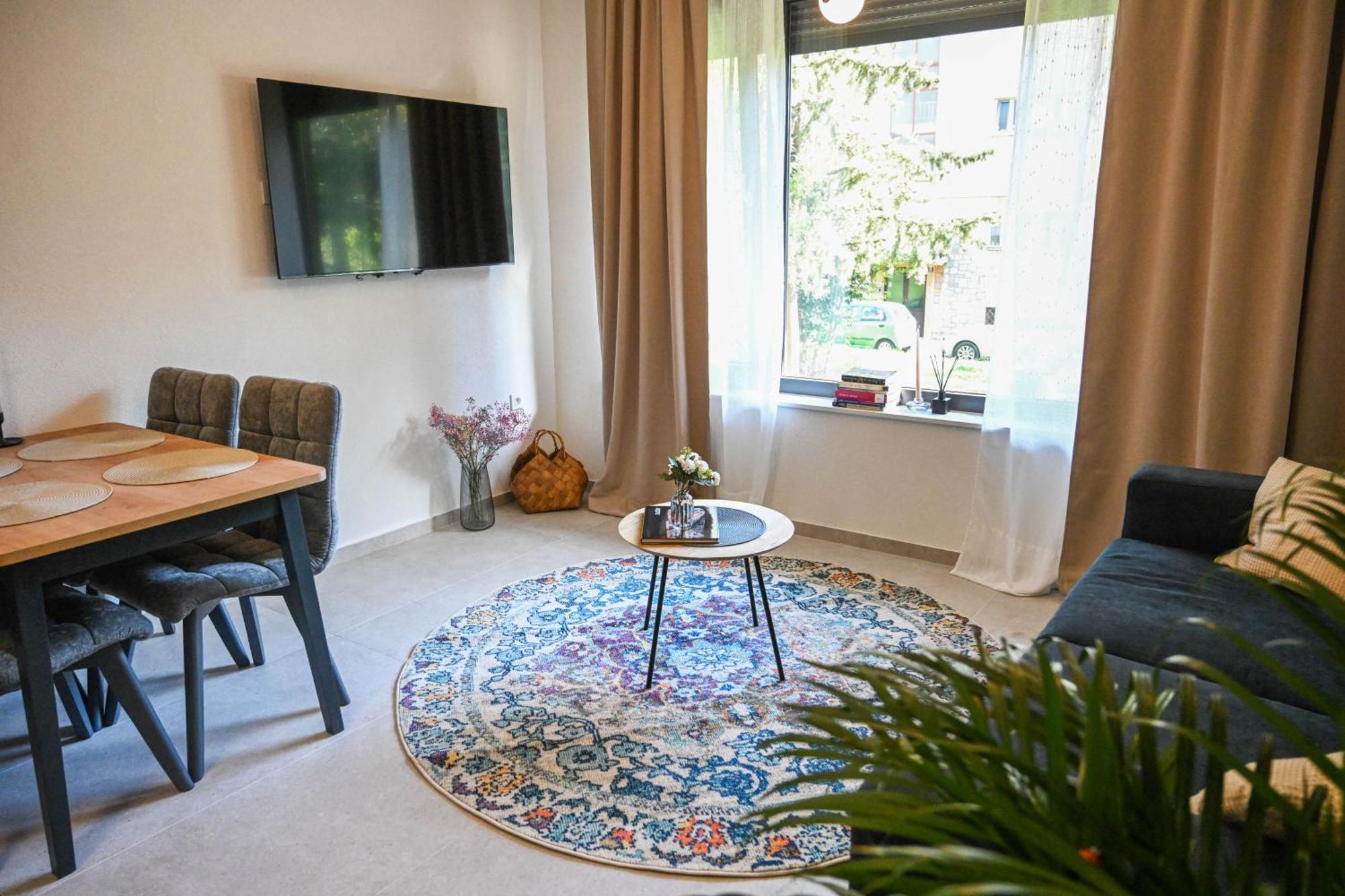 Appartement 4-star Design Bubamara